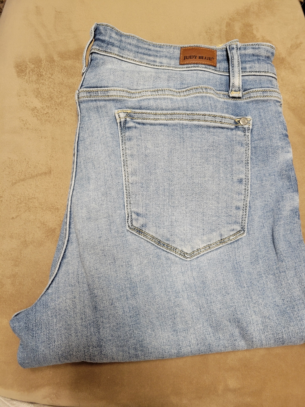 Judy Blue Pale Blue Boyfriend Fit Mid-Rise Women's Jeans 13/31